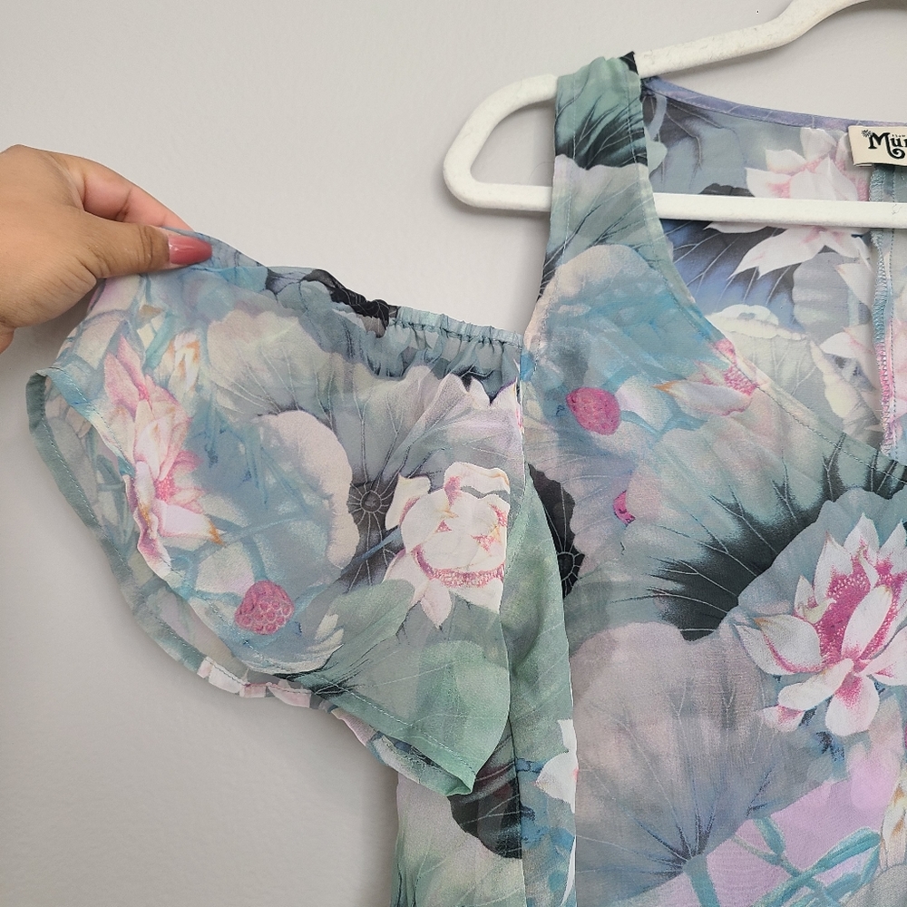 Show Me Your Mumu Hazel Ruffle Cold Shoulder Tropical Floral Lily Pad Pastel Top - Picture 5 of 6